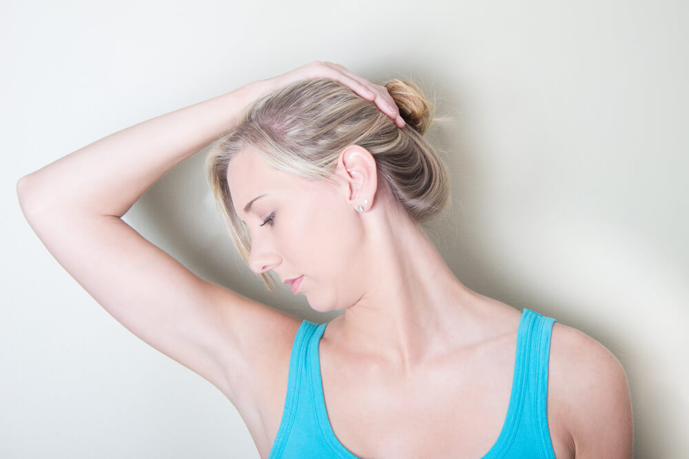Reduce how long a stiff neck lasts with these two